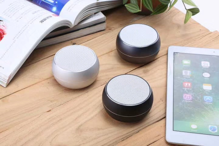 M3M1Bluetooth Speaker Case Mini TWS Portable Speaker Enclosure Kit AI Smart Case Bluetooth Aluminum Case